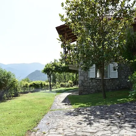 Lilaia Holiday Cottage