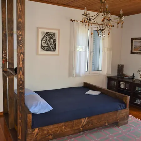 Ferienhaus Holiday Cottage Lílaia