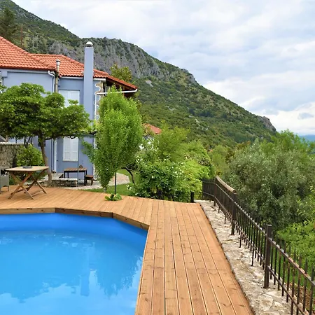 Lilaia Holiday Cottage