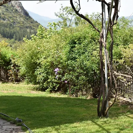 Holiday Cottage Lilaia